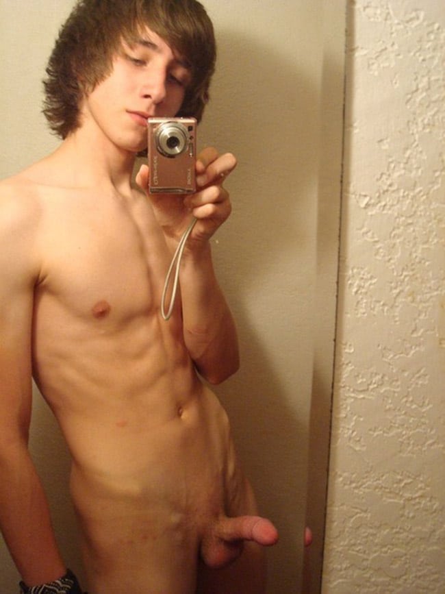 teen nude cock mirror